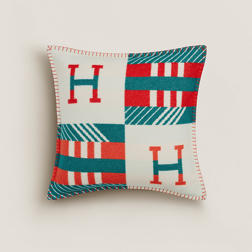 Avalon Jump'H pillow | Hermès Canada